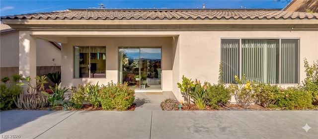 17 Glade Water Drive, Henderson, NV 89052