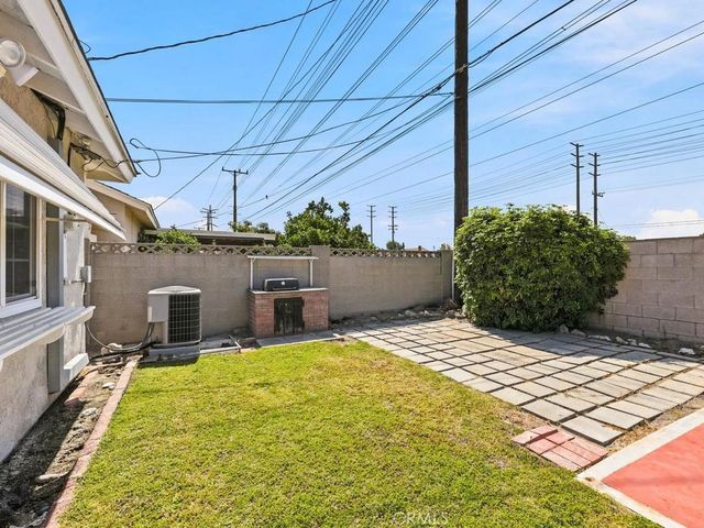 6314 Sherman Way, Buena Park, CA 90620