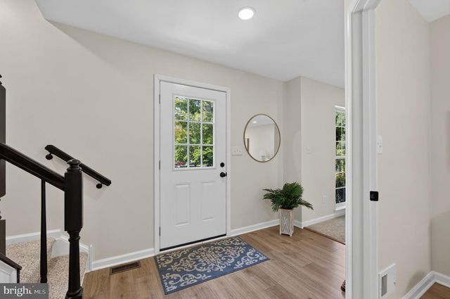 221 FLAGSTONE CIR, Coatesville, PA 19320