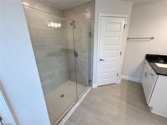 410 SE 1st TER, Cape Coral, FL 33990