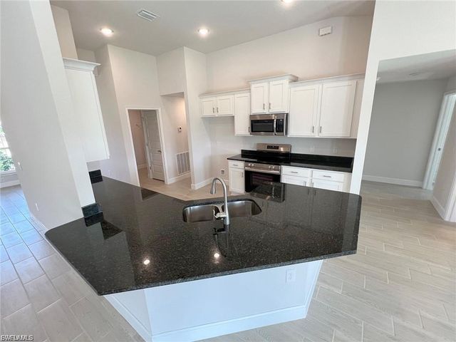410 SE 1st TER, Cape Coral, FL 33990