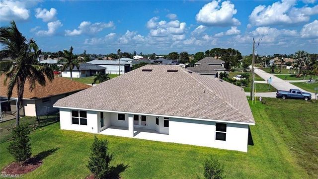 410 SE 1st TER, Cape Coral, FL 33990
