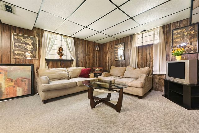 5610 5th St, Baldwin Boro, PA 15236