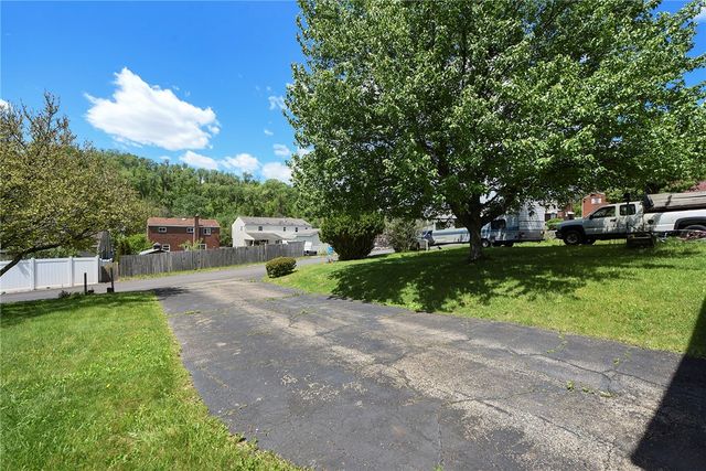 5610 5th St, Baldwin Boro, PA 15236