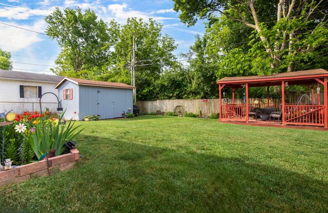 843 Kingsway Drive, Versailles, KY 40383