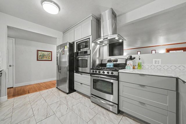270 Patricia Ln, Sutter Creek, CA 95685
