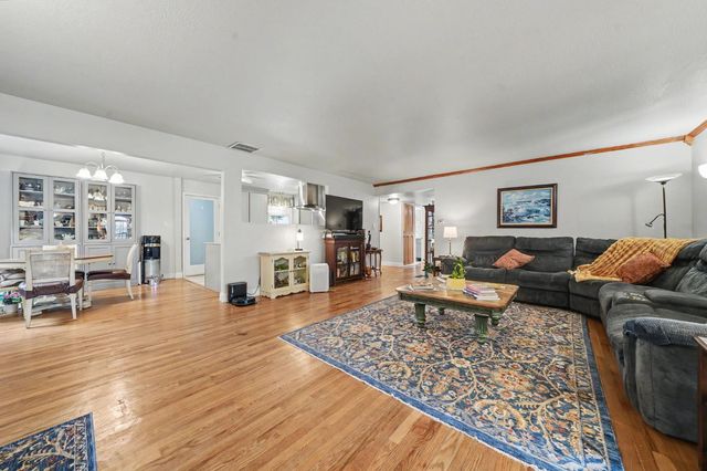 270 Patricia Ln, Sutter Creek, CA 95685