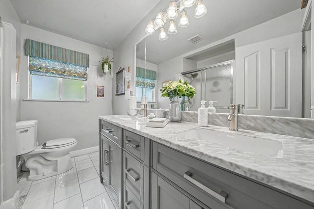 270 Patricia Ln, Sutter Creek, CA 95685