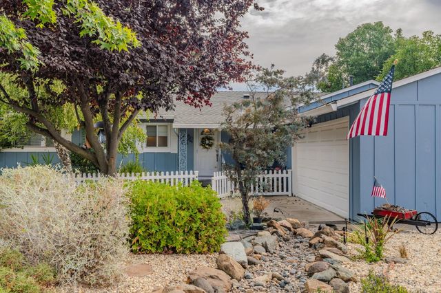 270 Patricia Ln, Sutter Creek, CA 95685