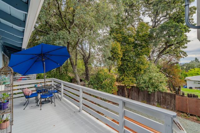 270 Patricia Ln, Sutter Creek, CA 95685