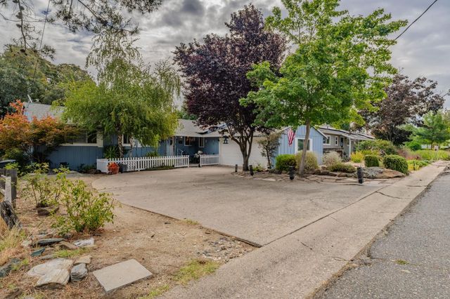 270 Patricia Ln, Sutter Creek, CA 95685