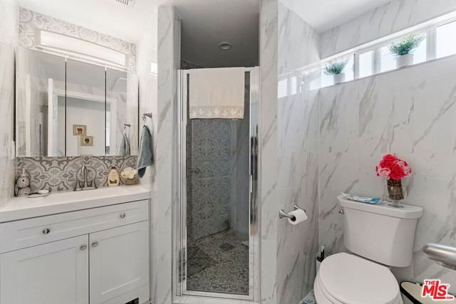 1430 N Dominion Avenue, Pasadena, CA 91104