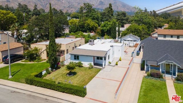 1430 N Dominion Avenue, Pasadena, CA 91104