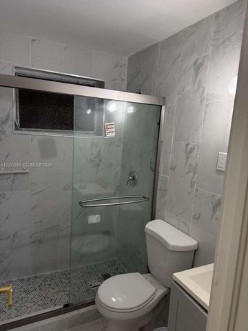 8420 Byron Ave 6, Miami Beach, FL 33141