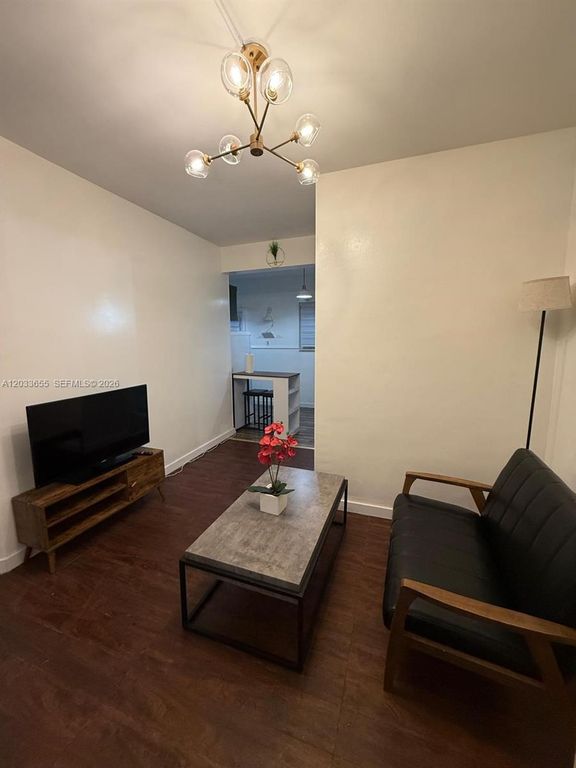 8420 Byron Ave 6, Miami Beach, FL 33141