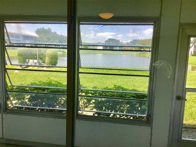 135 Fanshaw D 135, Boca Raton, FL 33434
