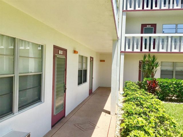 135 Fanshaw D 135, Boca Raton, FL 33434
