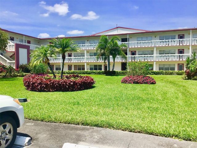 135 Fanshaw D 135, Boca Raton, FL 33434