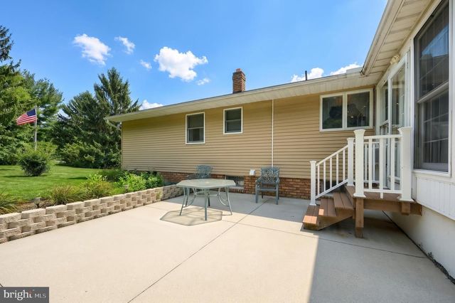 488 FUHRMAN MILL RD, Hanover, PA 17331
