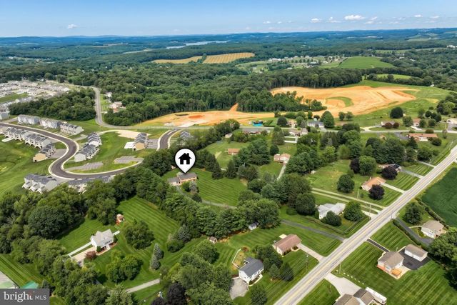 488 FUHRMAN MILL RD, Hanover, PA 17331