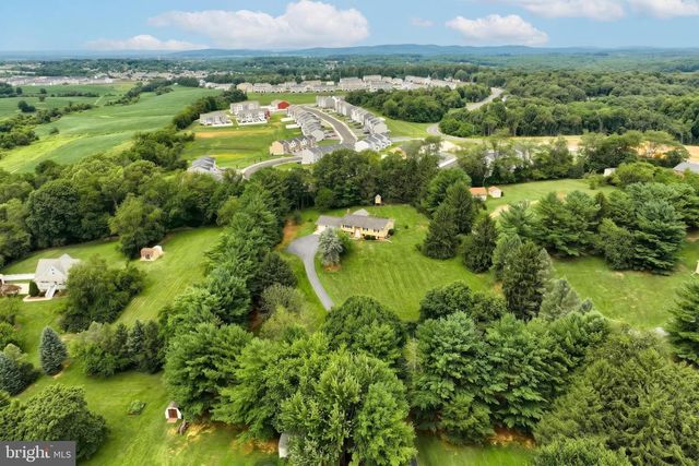 488 FUHRMAN MILL RD, Hanover, PA 17331