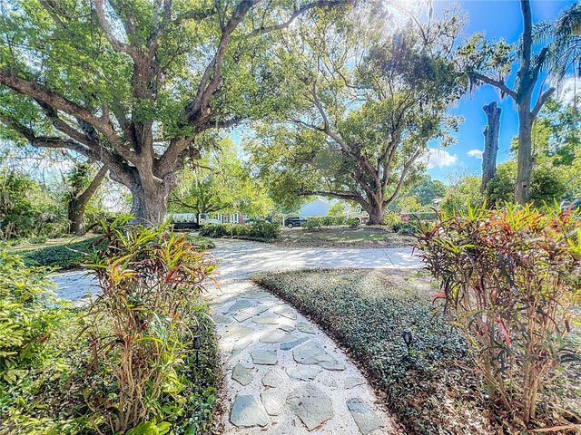 1905 SEMINOLE TRAIL, Lakeland, FL 33803