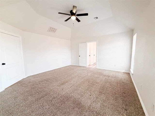 11 NW Forest Place, Lawton, OK 73505