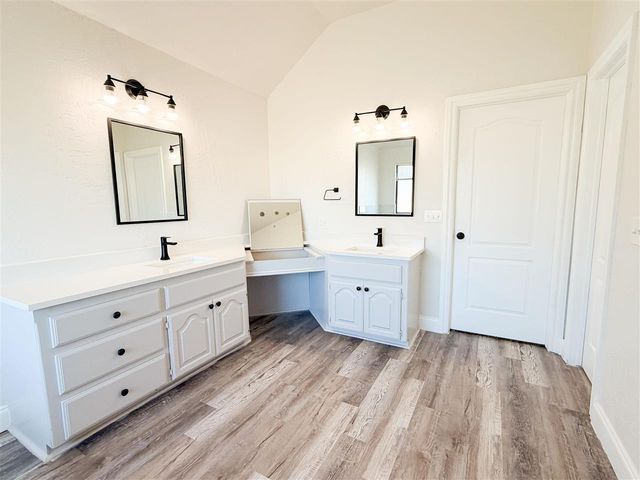 11 NW Forest Place, Lawton, OK 73505