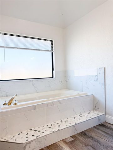 11 NW Forest Place, Lawton, OK 73505