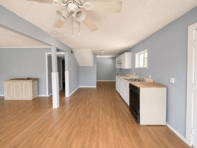 205 Loon Bay Drive, Gun Barrel City, TX 75156