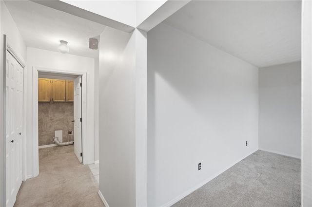 1326 W Trade Square, Troy, OH 45373