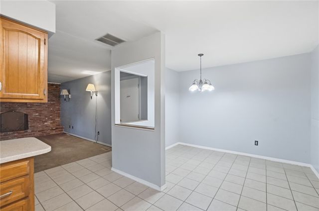 1326 W Trade Square, Troy, OH 45373