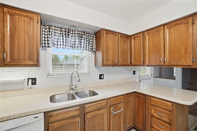 1326 W Trade Square, Troy, OH 45373