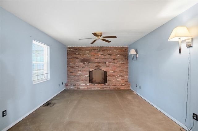 1326 W Trade Square, Troy, OH 45373