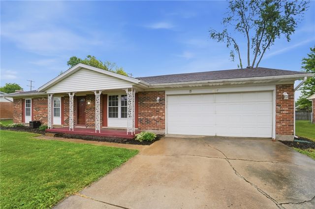 1326 W Trade Square, Troy, OH 45373