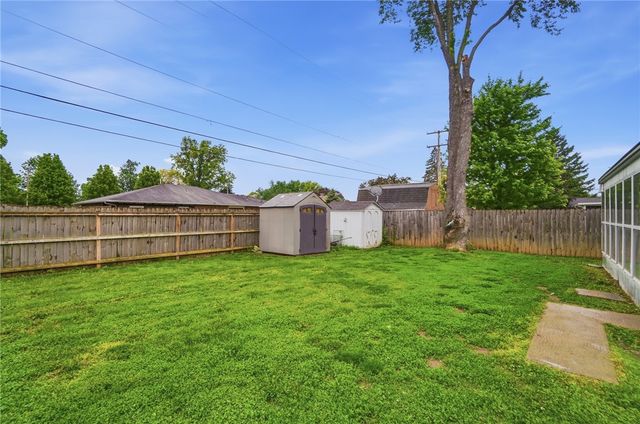 1326 W Trade Square, Troy, OH 45373