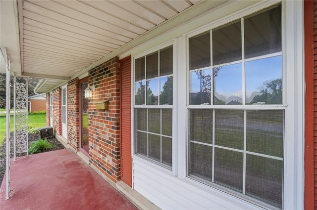 1326 W Trade Square, Troy, OH 45373
