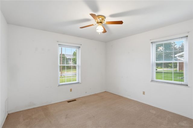 1326 W Trade Square, Troy, OH 45373
