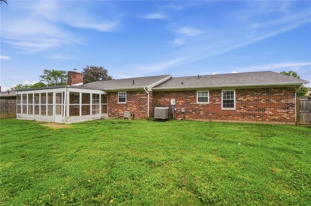 1326 W Trade Square, Troy, OH 45373