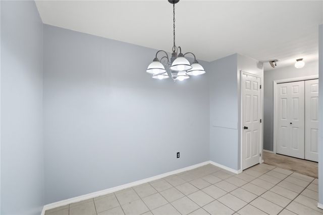 1326 W Trade Square, Troy, OH 45373