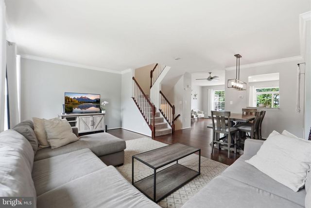 14222 LEGEND GLEN CT, Gainesville, VA 20155