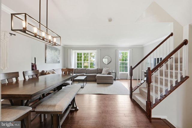 14222 LEGEND GLEN CT, Gainesville, VA 20155