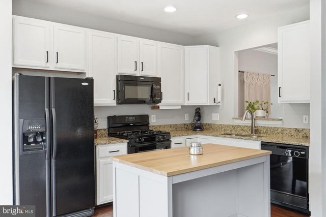 14222 LEGEND GLEN CT, Gainesville, VA 20155