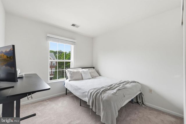 14222 LEGEND GLEN CT, Gainesville, VA 20155