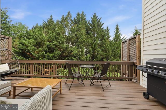 14222 LEGEND GLEN CT, Gainesville, VA 20155