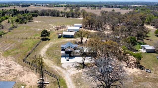 359 N County Line RD, Elgin, TX 78621