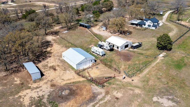 359 N County Line RD, Elgin, TX 78621