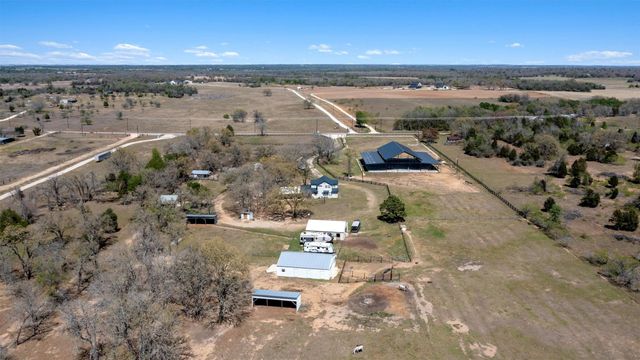 359 N County Line RD, Elgin, TX 78621