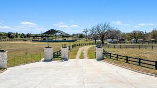 359 N County Line RD, Elgin, TX 78621