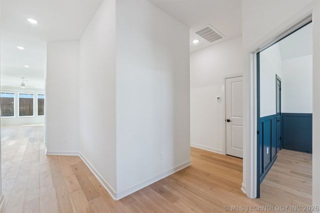 9726 E 132nd Street, Bixby, OK 74008